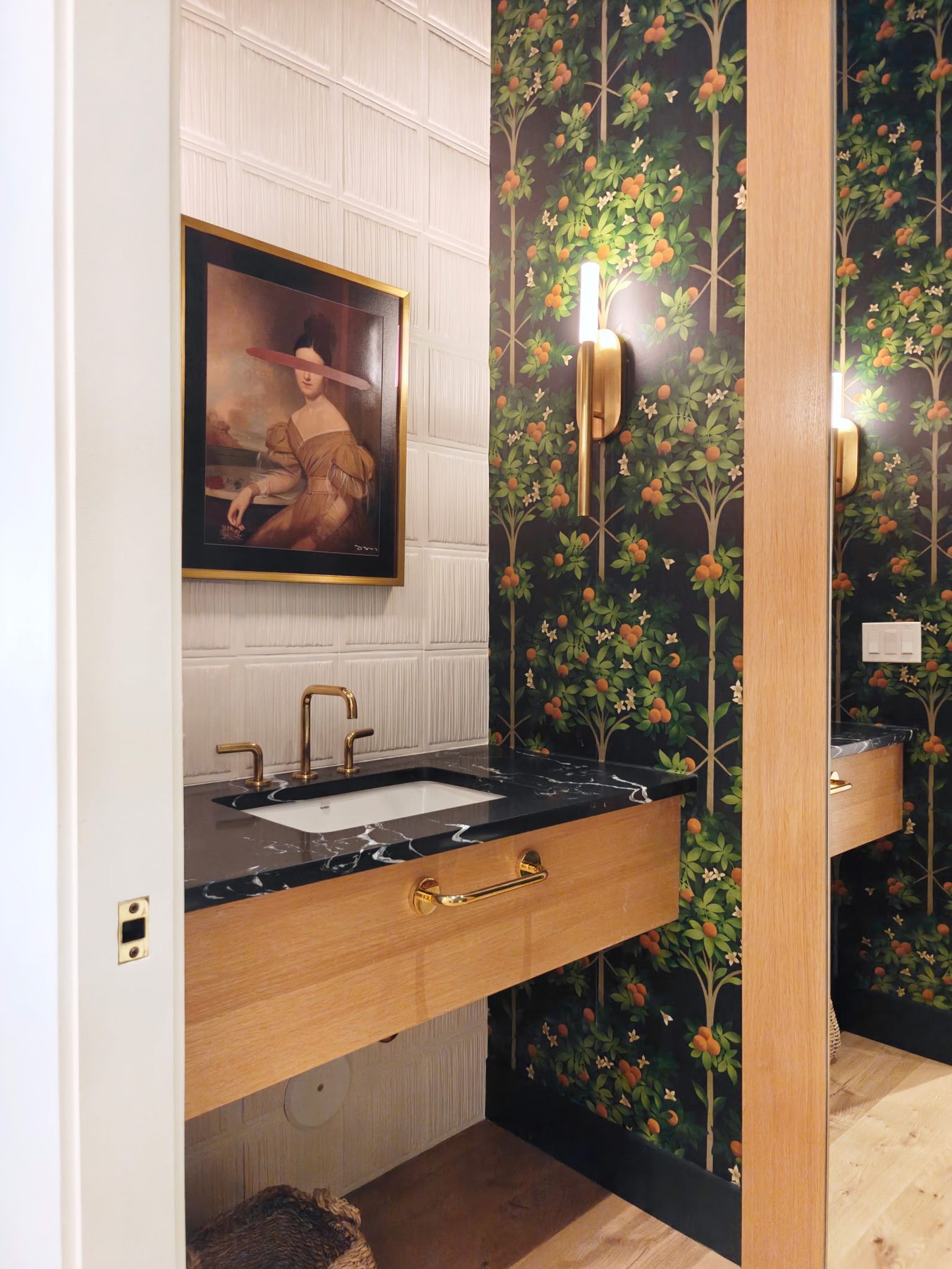 Powder bath