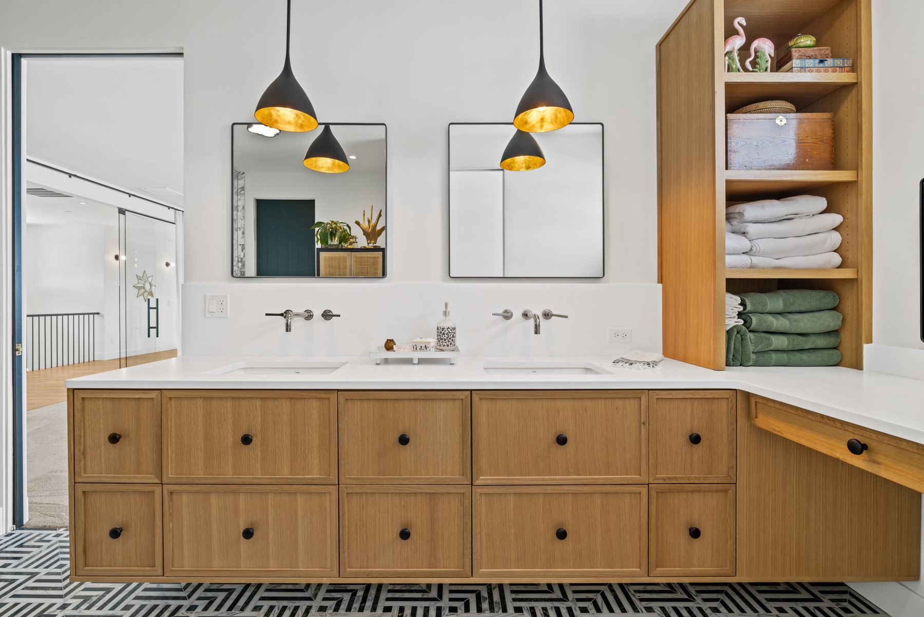Primary bath